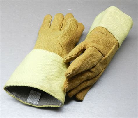 highest temperature resistant gloves